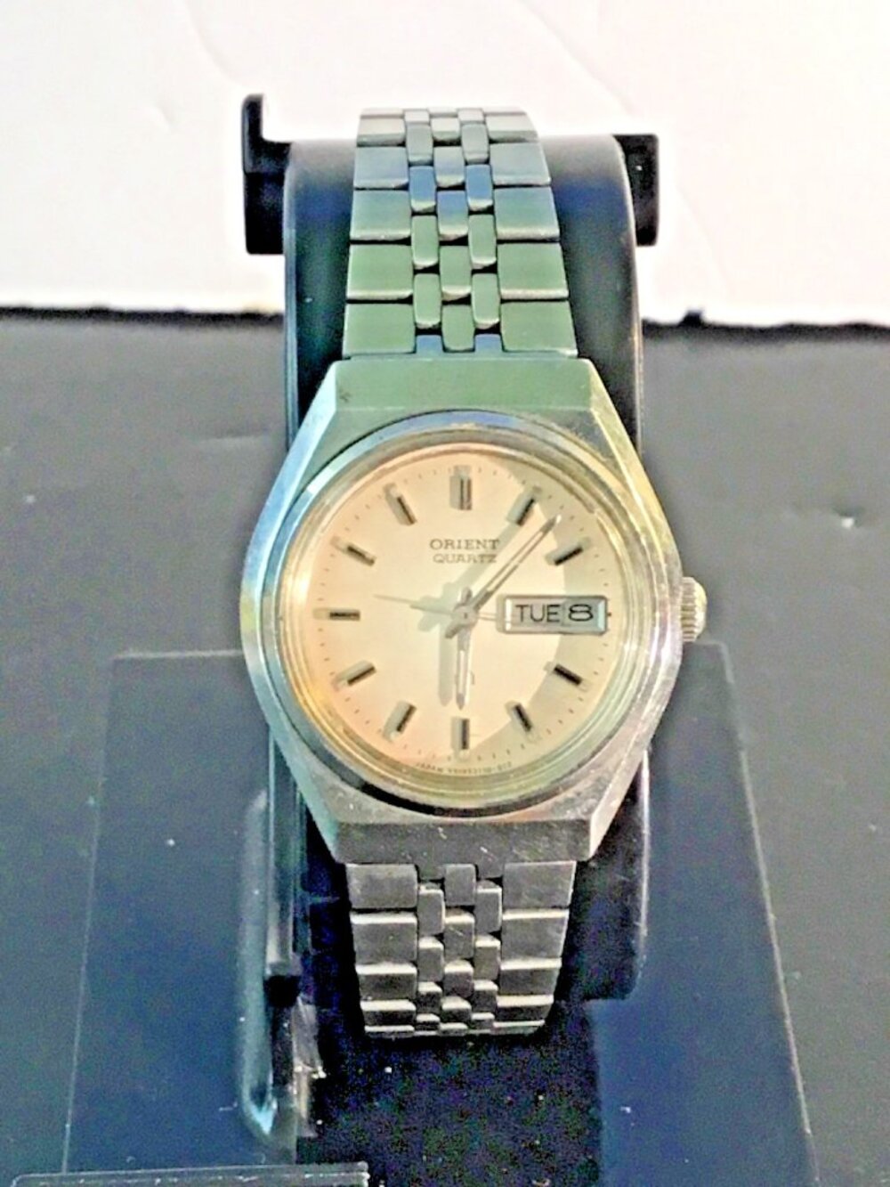 VINTAGE ORIENT WOMENS QUARTZ WATCH=DAY/DATE=STAINLESS STEEL=NEW BATTERY